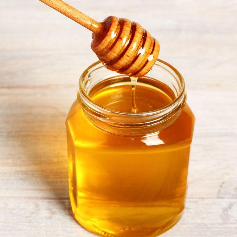 10+ Benefits and Uses of Honey in Daily Life and Medicine Since Ancient Times 1 Uses of Honey